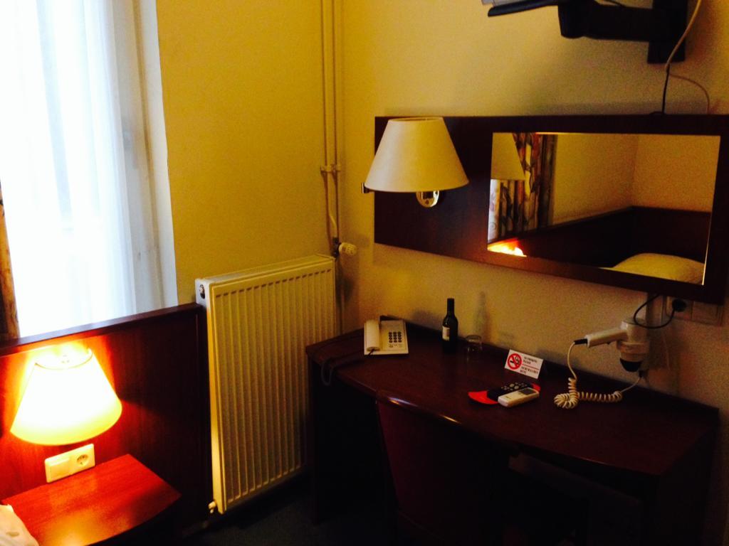 Hotel Pax Arnhem Pokoj fotografie